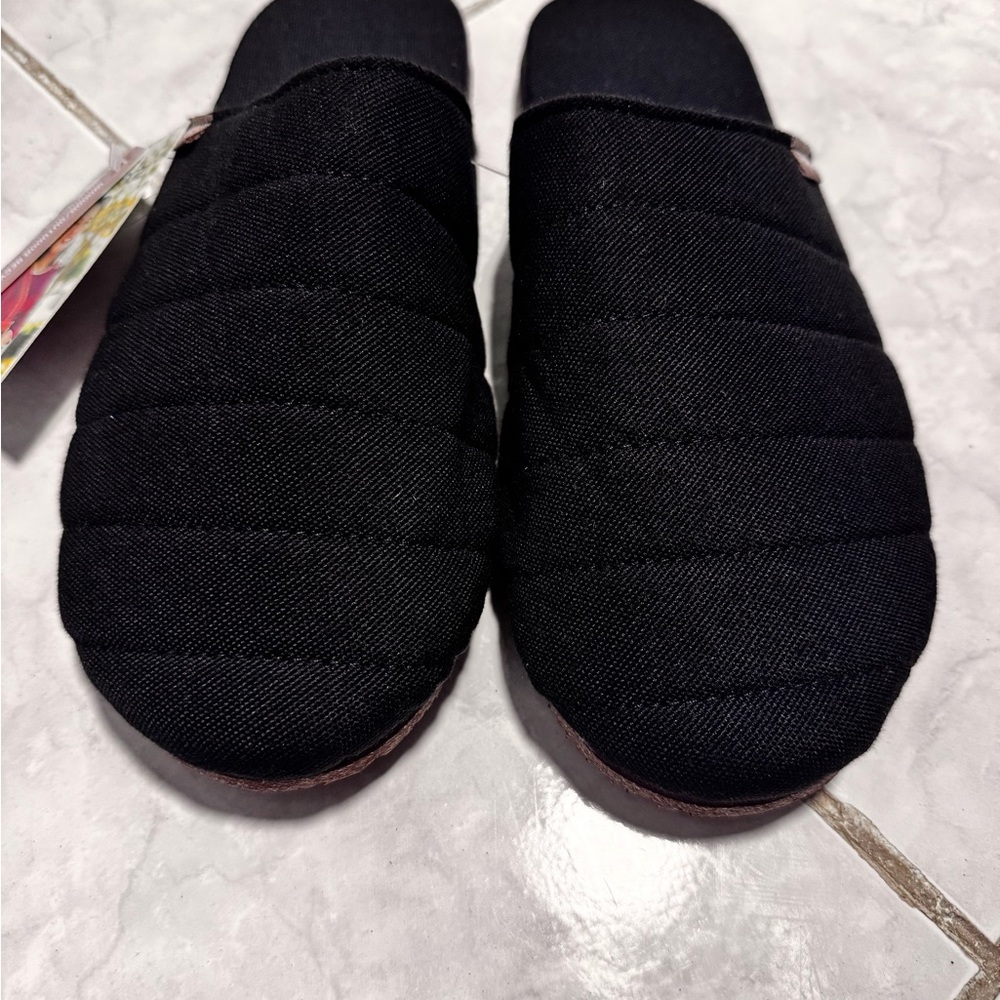 Black Quilted Slip-On Women's Slippers - Picture 7 of 9